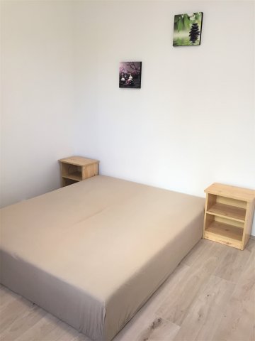 Kiadó panellakás, albérlet, Pécsett, Ifjúság útján