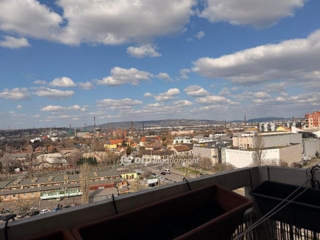 Eladó panellakás, Budapesten, XXI. kerületben 62.9 M Ft, 2 szobás