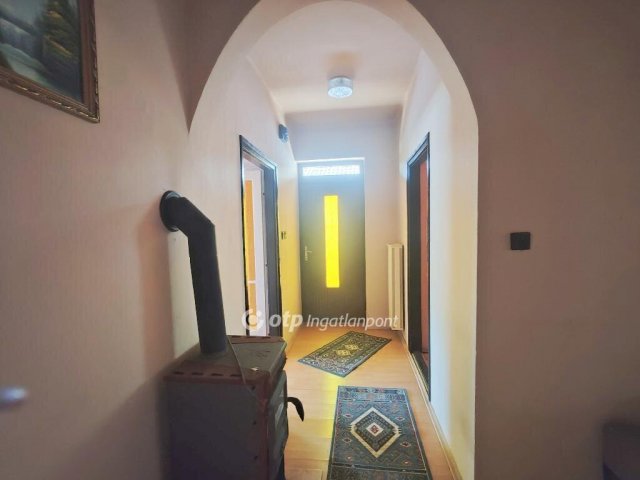Eladó családi ház, Tószegen 53.5 M Ft, 3+1 szobás