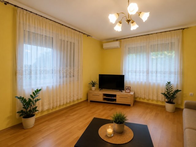 Eladó családi ház, Tapolcán 87.9 M Ft, 4 szobás