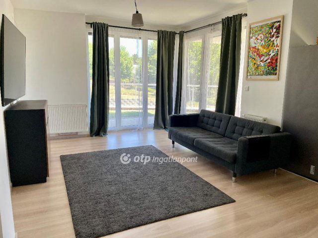 Eladó téglalakás, Budapesten, III. kerületben 141.9 M Ft