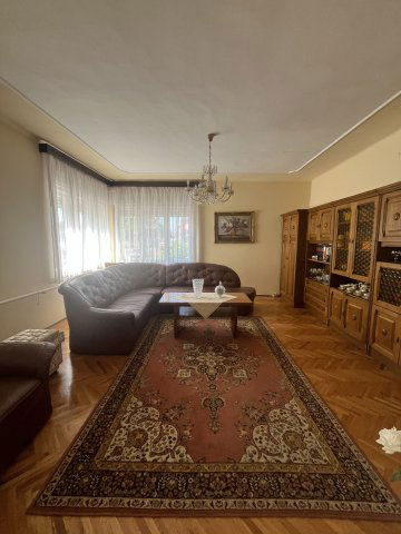 Eladó családi ház, Győrött 135 M Ft, 3 szobás