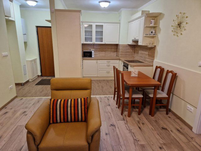 Eladó téglalakás, Budapesten, IV. kerületben, Homoktövis utcában