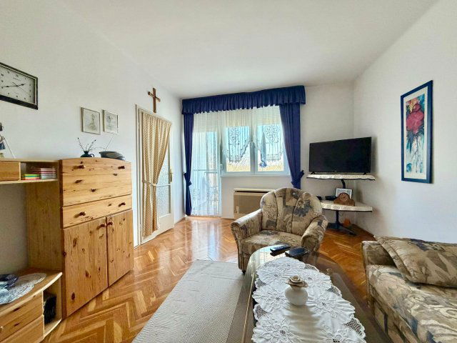 Eladó téglalakás, Sárváron 39.9 M Ft, 2 szobás