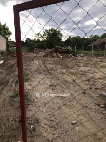 Eladó telek, Gyúrón 36.9 M Ft / költözzbe.hu