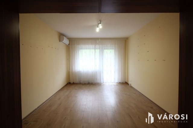 Eladó panellakás, Hódmezővásárhelyen 42 M Ft, 2 szobás