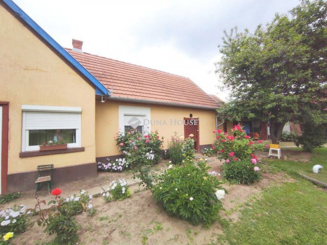 Eladó családi ház, Lengyeltótiban 19.9 M Ft, 2 szobás