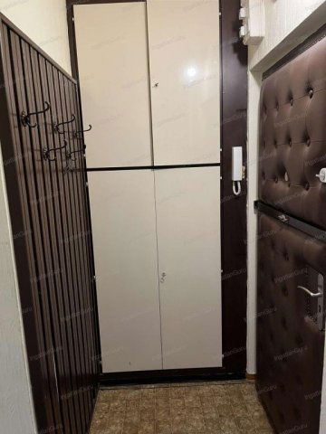 Kiadó panellakás, albérlet, Kecskeméten 100 E Ft / hó, 1 szobás