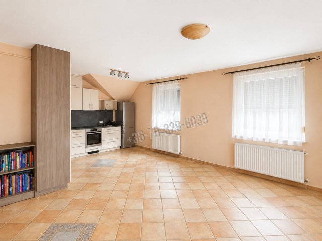 Eladó téglalakás, Sopronban 94.9 M Ft, 3 szobás