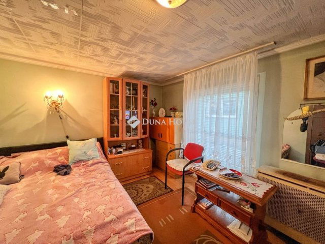 Eladó téglalakás, Budapesten, XIX. kerületben 16 M Ft, 1 szobás