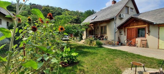 Eladó családi ház, Balatonkenesén, Dobó Katalin utcában 89 M Ft
