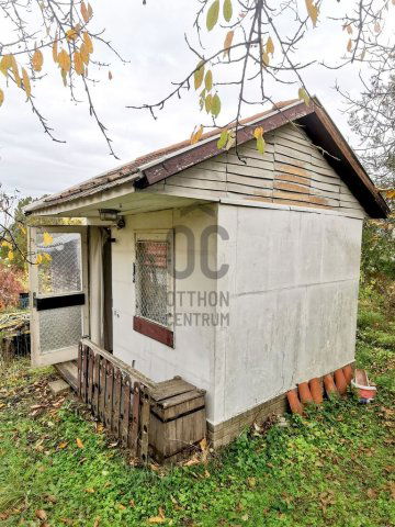 Eladó családi ház, Tatán 5.99 M Ft, 1 szobás