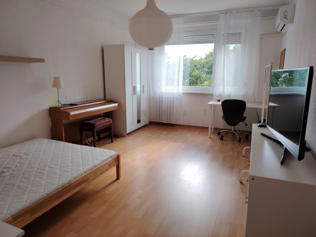 Eladó panellakás, Szegeden, Molnár utcában 50.95 M Ft