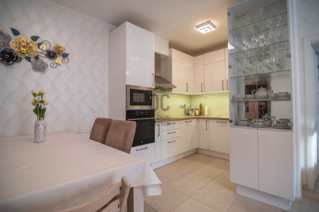 Eladó téglalakás, Budapesten, XIII. kerületben, Danubius utcában