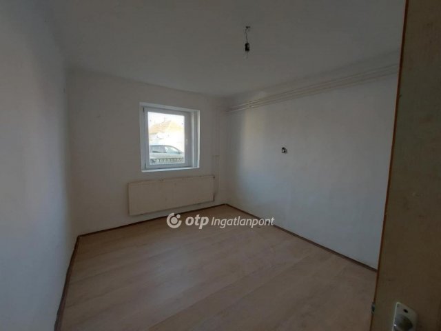 Eladó családi ház, Kacsótán 17.5 M Ft, 2+1 szobás