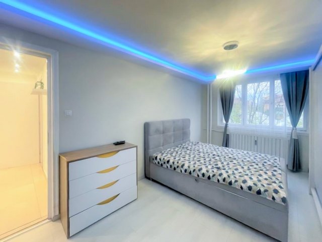 Eladó panellakás, Budapesten, III. kerületben 84.9 M Ft, 3 szobás