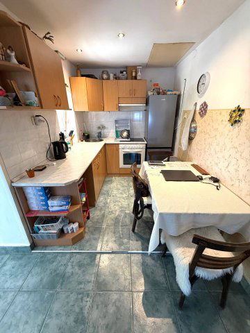 Eladó családi ház, Oroszlón 22.9 M Ft, 3 szobás