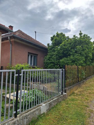 Eladó családi ház, Káváson 24.9 M Ft, 3 szobás
