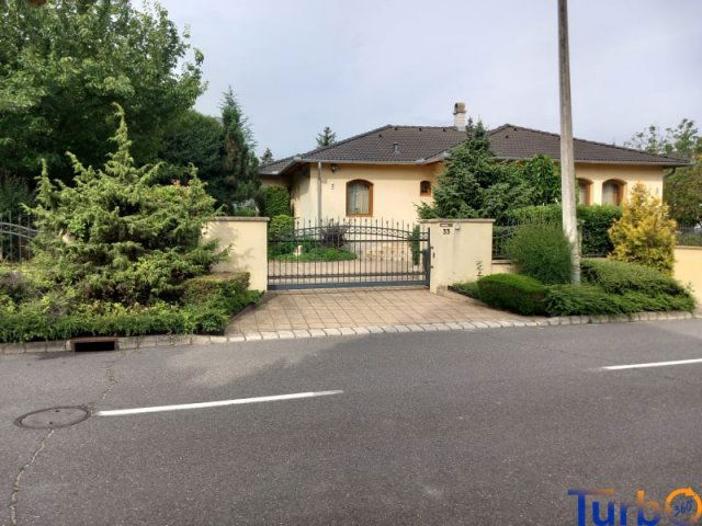 Eladó családi ház, Siófokon 229 M Ft, 4+2 szobás