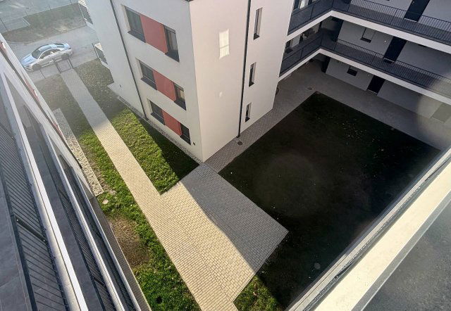 Eladó téglalakás, Tatabányán 115 M Ft, 4 szobás