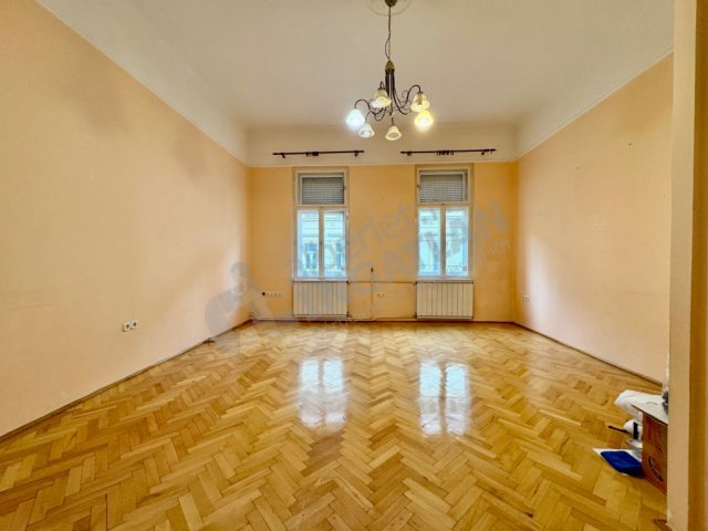 Eladó téglalakás, Budapesten, VII. kerületben, Dohány utcában