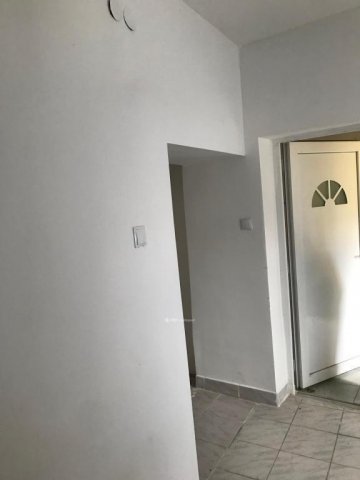 Eladó családi ház, Egerben 33 M Ft, 3+1 szobás