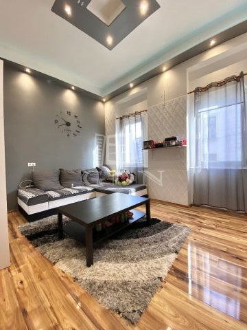 Eladó téglalakás, Budapesten, VIII. kerületben 42.9 M Ft