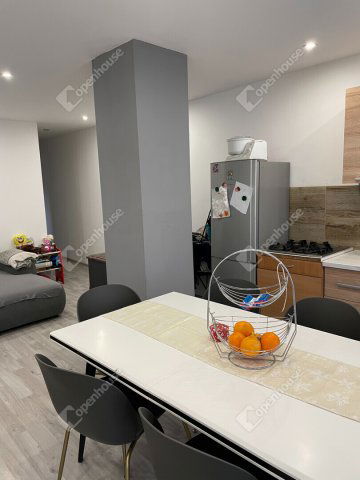 Eladó családi ház, Ádándon 34.99 M Ft, 4 szobás