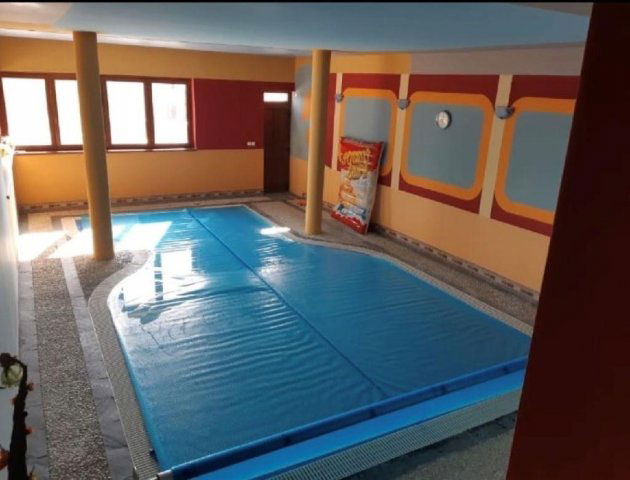 Eladó családi ház, Csömörön 349.9 M Ft, 6 szobás
