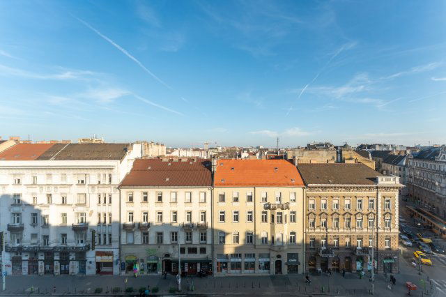 Eladó téglalakás, Budapesten, IX. kerületben, Ferenc körúton