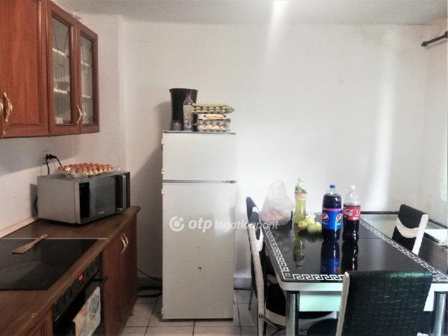 Eladó ikerház, Miskolcon 13.9 M Ft, 1+1 szobás