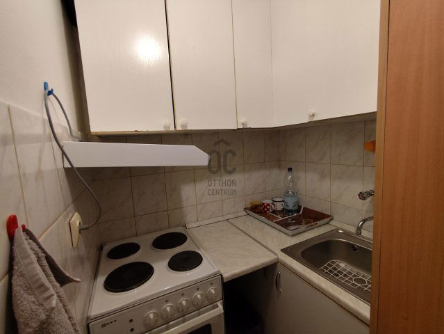 Eladó téglalakás, Kecskeméten 29 M Ft, 1 szobás