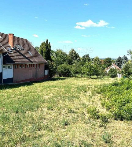 Eladó telek, Siófokon 23 M Ft / költözzbe.hu