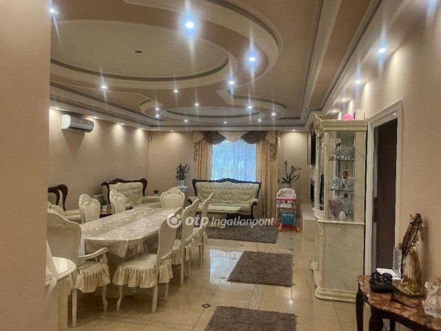 Eladó családi ház, Abonyban 32 M Ft, 3 szobás