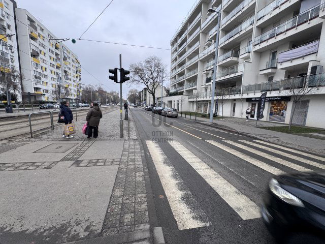 Eladó ipari ingatlan, Budapesten, XI. kerületben 156.9 M Ft