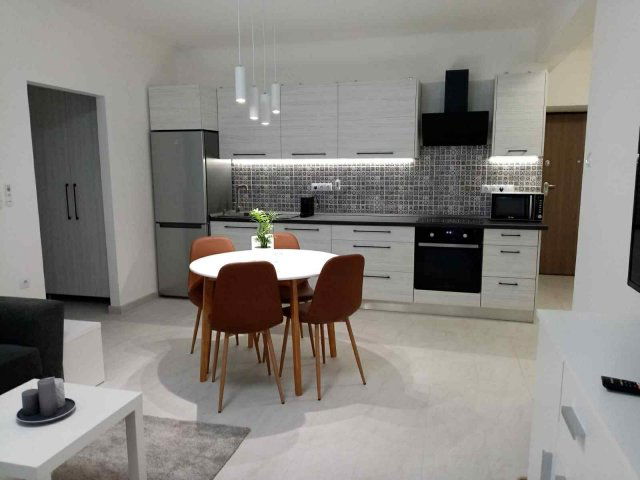 Kiadó téglalakás, albérlet, VII. kerületben, Madách Imre úton