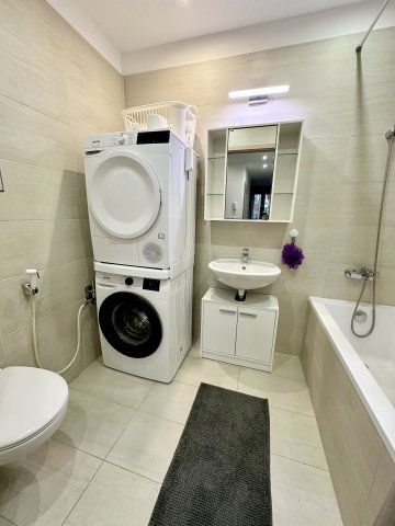 Eladó téglalakás, Debrecenben 107 M Ft, 1+2 szobás