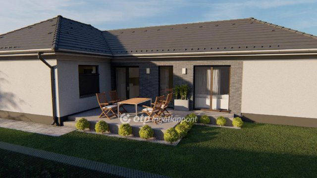 Eladó családi ház, Békéscsabán 77.588 M Ft, 1+2 szobás