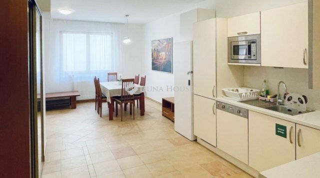 Eladó téglalakás, Budapesten, VI. kerületben 175 M Ft, 2 szobás