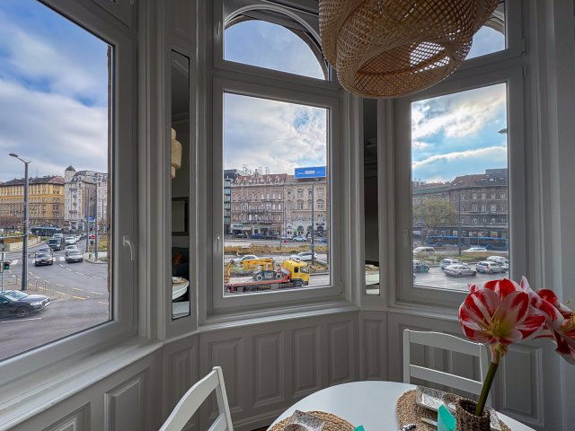 Eladó téglalakás, Budapesten, VII. kerületben, Baross téren