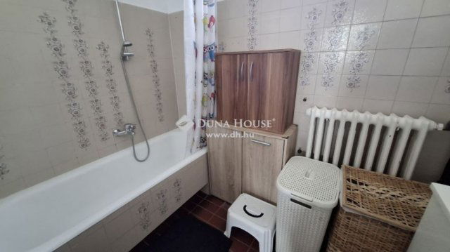 Eladó családi ház, Tökölön 75.99 M Ft, 3 szobás