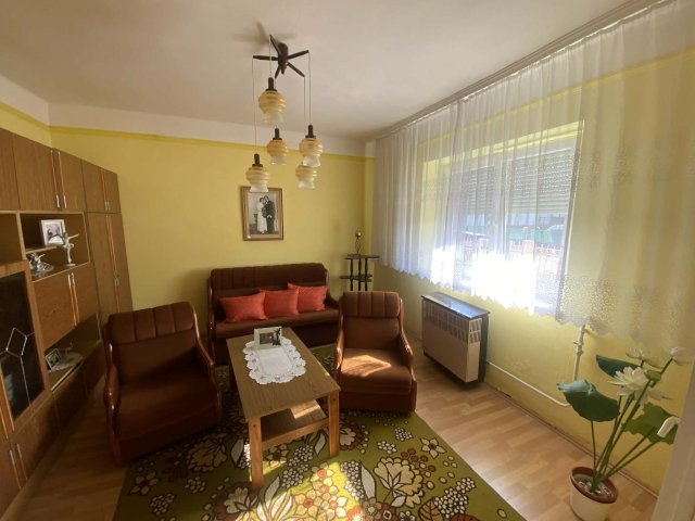 Eladó családi ház, Sényőn 43 M Ft, 2 szobás