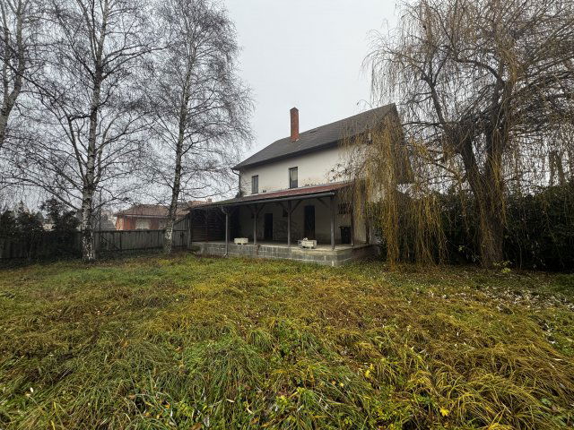 Eladó családi ház, Abdaon 90 M Ft, 8 szobás