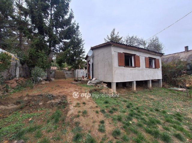 Eladó telek, Alsóörsön 57.9 M Ft / költözzbe.hu