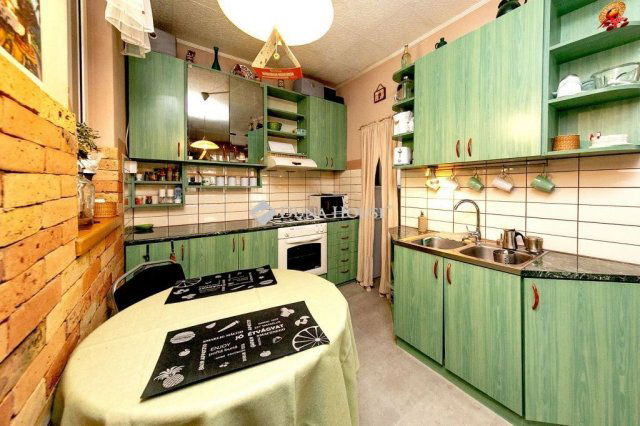 Eladó téglalakás, Siófokon 78 M Ft, 3+1 szobás