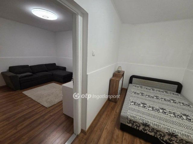 Eladó téglalakás, Debrecenben 55.9 M Ft, 2 szobás