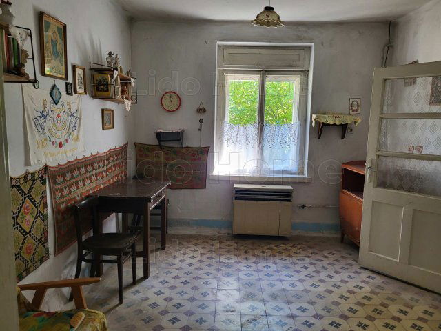 Eladó családi ház, Jenőn 39.9 M Ft, 3 szobás