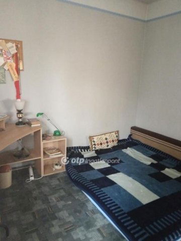 Eladó családi ház, Nagykállóban 33 M Ft, 4+1 szobás