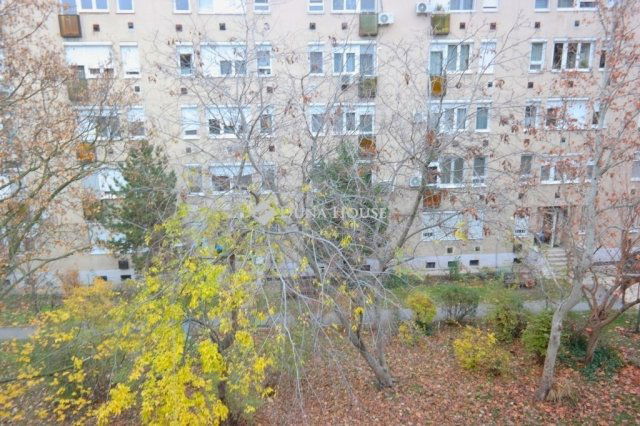 Eladó téglalakás, Budapesten, XX. kerületben 52.9 M Ft