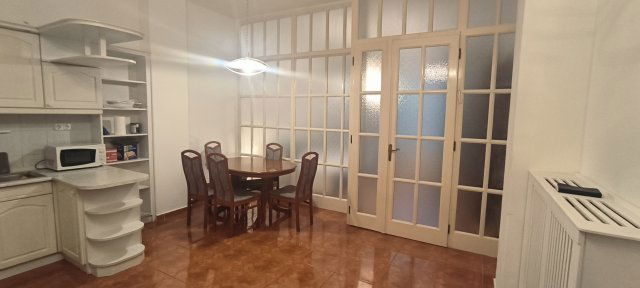 Kiadó téglalakás, albérlet, Budapesten, V. kerületben, 2 szobás